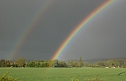 Ein wunderbares Naturschauspiel: &Uuml;ber den ersten Regenbogen spannte sich ein zweiter, etwas blasserer. (Foto: Jochen Miche)