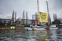 Protest auf dem Wasser (Foto: PressMedia/Greenpeace)