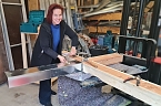 Das Dachdeckerhandwerk besteht nicht nur aus der Arbeit auf dem Dach (Foto: Cornelia Wilhelm )