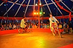 Quirliger Variet&eacute;abend zum Zirkusfestival (Foto: nnz-City Scout Sven G&auml;mkow)
