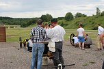 Sponsoren beim Schie&szlig;en auf dem Dickkopf (Foto: Karl-Heinz Herrmann)
