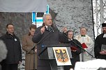 &Uuml;bergeben (Foto: F. Jeschke)