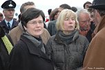 &Uuml;bergeben (Foto: F. Jeschke)