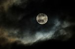 Der Mond über Nordhausen (Foto: Peter Blei) Der Mond über Nordhausen (Foto: Peter Blei)