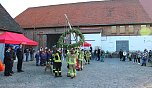 Aufstellung des Maibaums in Kelbra (Foto: Ulrich Reinboth)