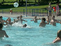 Bild: Schwimmbad Gro&szlig;furra