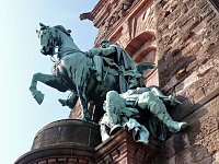 Bild: Reinigungskur f&uuml;r Kyffh&auml;userdenkmal