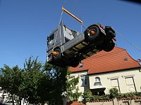 Fliegender Brummi Bild: Fliegender Brummi