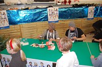 Bild: Autogrammstunde beFour in Nordhausen. nnz-City Scout on Tour
