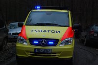 Notarztwagen müssen auch in schwierigem Gelände klarkommen. Bild: Notarztwagen müssen auch in schwierigem Gelände klarkommen.