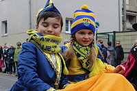 Bild: N&auml;rrinnen und Narren ziehen durch die Stadt (2)
