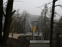 Bild: Abh&Atilde;&curren;ngen &Atilde;&frac14;ber der Talsperre