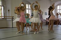 Tanzmärchen zur Vorweihnachtszeit Bild: Tanzmärchen zur Vorweihnachtszeit