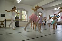 Tanzmärchen zur Vorweihnachtszeit Bild: Tanzmärchen zur Vorweihnachtszeit