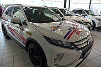 Bild: Autos an THC-M&auml;dels &uuml;bergeben