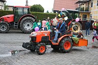Bild: Treckerparade in Uftrungen