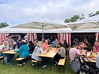 Bild: Familienfest der Peter-Gruppe auf dem Possen