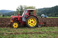 Bild: Landwirt Friedrich Wilhelm Steinemann aus Berga voll im Einsatz