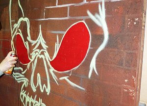Graffiti im Bühnenbild