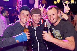 Party im Jugendclubhaus in Nordhausen - der Samstag