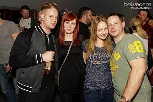 Wir bekennen Farbe! - so hieß das Motto der Nacht vom Samstag zu Sonntag im Nordhäuser Jugendclubhaus. Auf die Gäste wartete nicht nur jede Menge Licht, sondern auch jede Menge toller Musik. Wir haben wieder die Galerie für Sie zusammengestellt.