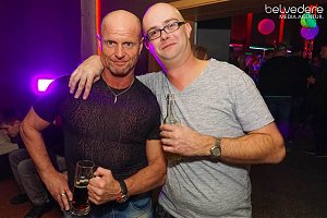 Wir bekennen Farbe! - so hieß das Motto der Nacht vom Samstag zu Sonntag im Nordhäuser Jugendclubhaus. Auf die Gäste wartete nicht nur jede Menge Licht, sondern auch jede Menge toller Musik. Wir haben wieder die Galerie für Sie zusammengestellt.