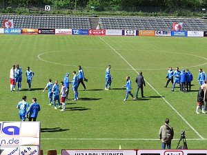 Vor und nach dem Spiel gegen den BAK