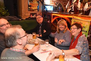 Kartoffelscheibenessen
