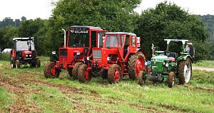 Landwirt Friedrich Wilhelm Steinemann aus Berga voll im Einsatz