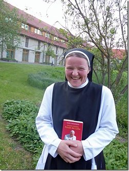 Begegnungen im Kloster Helfta. Im Bild: Schwester Gertrud. (Foto: Privat)