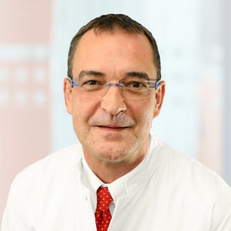 Dr. med. Ulrich Steinborn, Chefarzt der Inneren Medizin an der Helios Klinik Sangerhausen (Foto: Helios Klinik Sangerhausen)