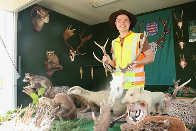 F&ouml;rster David H&auml;nel kann berichten was rund um Rottleberode kreucht und fleucht und kommt aus dem erz&auml;hlen oft gar nicht mehr heraus (Foto: agl)