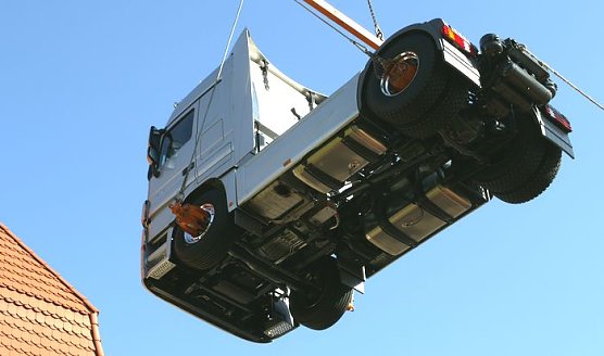 Fliegender Brummi (Foto: nnz)