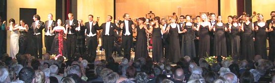 Begeisterung beim Publikum (Foto: J. Seifert) Begeisterung beim Publikum (Foto: J. Seifert)