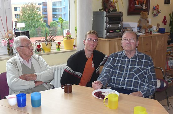 Zivildienstschule im Einsatz (Foto: Karl-Heinz Herrmann)