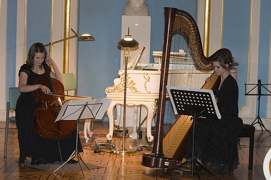 Daria Kotodziepka und Elibieta Kupka (Foto: Landesmusikakademie)