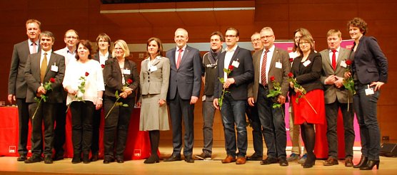Der SPD-Landesvorstand Sachsen-Anhalt wurde heute in Halle/Saale gew&auml;hlt. Zu einem der drei Stellvertreter des Landesvorsitzenden Burkhard Lischka (links) w&auml;hlten die Delegierten erstmals Norbert Born (2. v. r.) aus dem Mansfelder Land. (Foto: Jochen Miche)