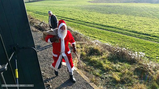 Nikolaus wird geweckt (Foto: Verein Bergwerksbahn Benndorf)