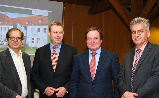 Referenten einer Weiterbildung (Foto: Helios Eisleben, Lakomy)