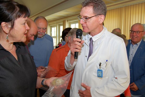 Oberarzt Peter Herzog (Foto: Gabriele Lakomy)