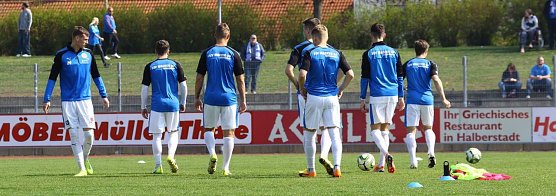 Die Auswechselspieler (Foto: Bernd Peter)