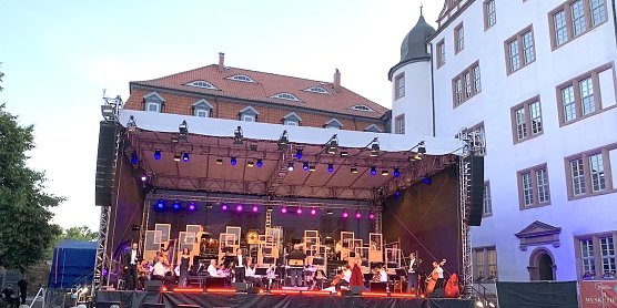 Nach dreieinhalb Monaten Zwangspause begeisterte das Loh-Orchester wieder sein Publikum (Foto: oas)