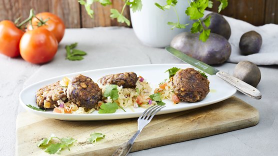 Deutsch-orientalische Vereinigung: Falafel mit Kartoffel und Sauerkraut � warum eigentlich nicht?  (Foto: KMG)