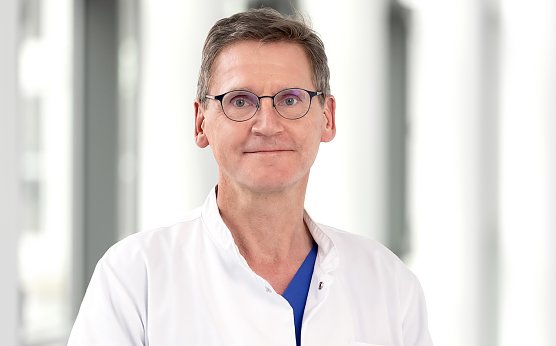 Peter Herzog, Leitender Oberarzt der Urologie in der Helios Klinik Lutherstadt Eisleben (Foto: Helios Kliniken, Thomas Oberl&auml;nder)