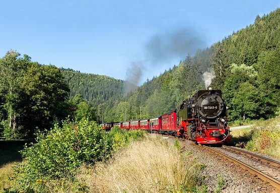 Ab dem 26. April gilt bei der HSB der Sommerfahrplan (Foto: HSB/Dirk Bahnsen) Ab dem 26. April gilt bei der HSB der Sommerfahrplan (Foto: HSB/Dirk Bahnsen)