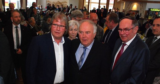 Bild: Weggef&auml;hrten, die das Land Sachsen-Anhalt mit gepr&auml;gt haben: Jens Bullerjahn, Prof. Dr. Wolfgang B&ouml;hmer und Karl-Heinz Daehre (v. l.).