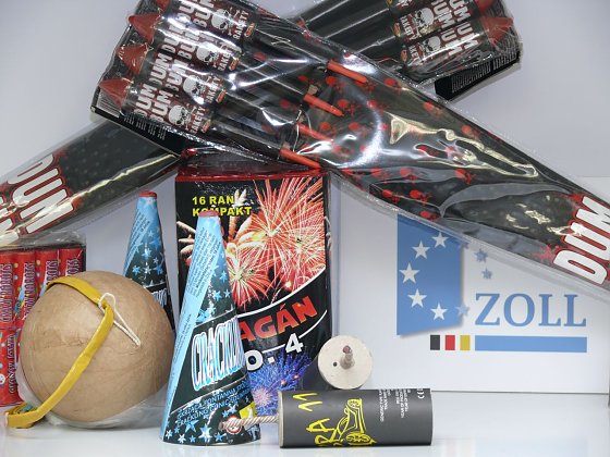 Bild: Unerlaubte Pyrotechnik