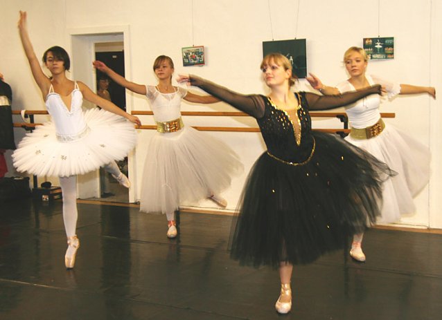 Bild: Ballett "Der Nu&szlig;knacker"