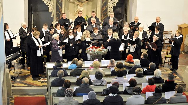 Bild: Adventssingen in der Region