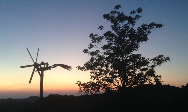 Bild: Kleine Windkraftanlage in St.Peter am Ottersbach in &Ouml;sterreich